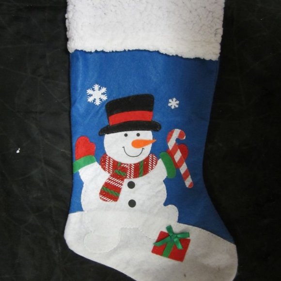 CHRISTMAS DECOR SET OF 5, STOCKINGS/TABLECLOTH/CHEER BAG/TREE SKIRT 70'S-90'S - Picture 4 of 10